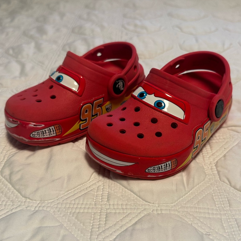 Disney Cars Lightning McQueen Crocs Toddler Size 8